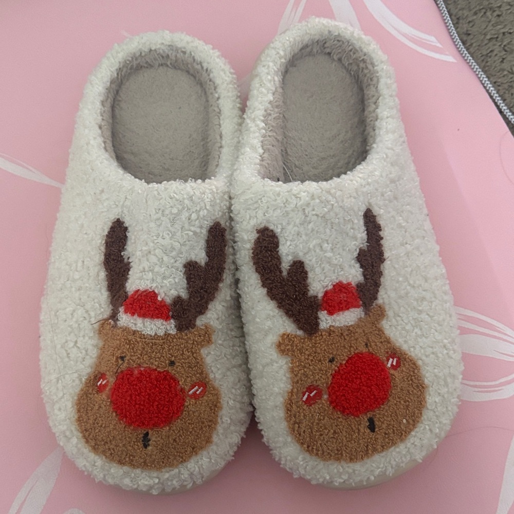 Cozy Reindeer Slippers